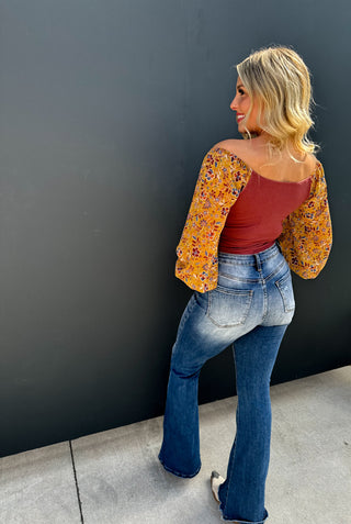 EMBERLY FLORAL SLEEVE BODYSUIT
