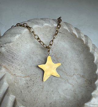 YOU'RE A STAR CHARM NECKLACE