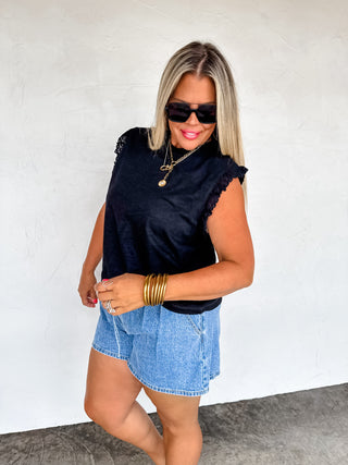 SWEET LACE DAYS TEE