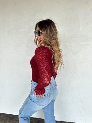 PREORDER- JOLIE LACE THUMBHOLE TOP