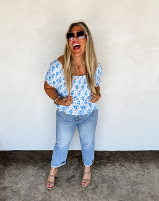 ESSIE FLORAL SMOCKED TOP