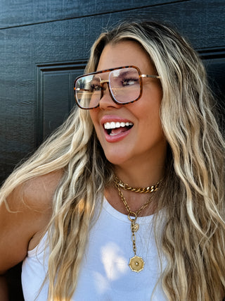 GOLDEN HOUR FRAMES