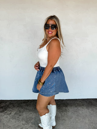 DENIM & PEARLS SKORT