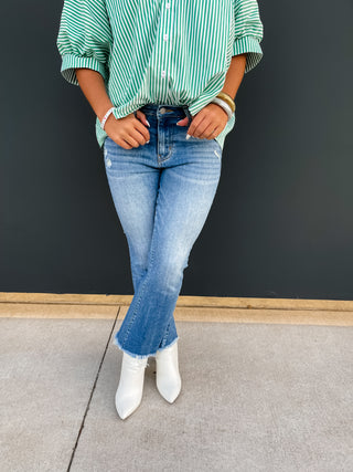 LOGAN CROP FLARE JEANS