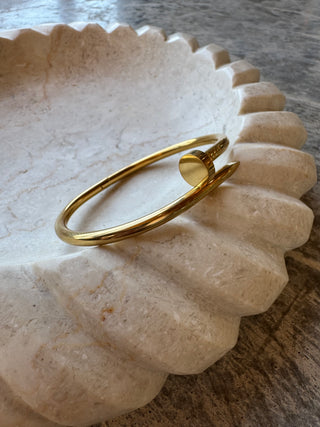 NAILHEAD BANGLES