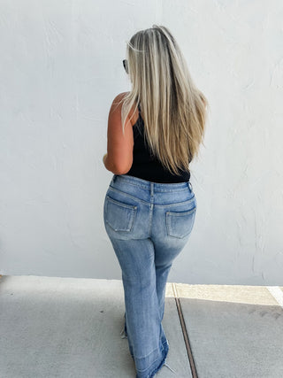 ROMI LIGHT WASH TUMMY CONTROL JEANS