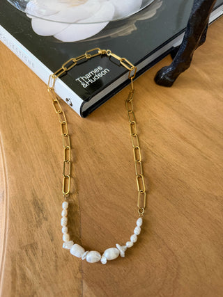 SUNRISE PEARL CHAIN NECKLACE