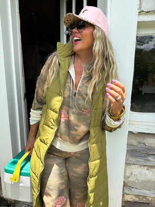 PREORDER- CAMO & BUTTERFLIES EASY DOES IT PULLOVER