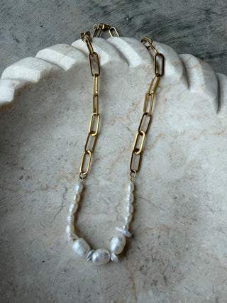 SUNRISE PEARL CHAIN NECKLACE