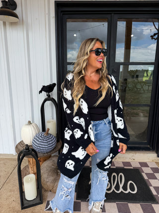 PREORDER- BOO CREW REVERSIBLE CLOUD CARDIGAN