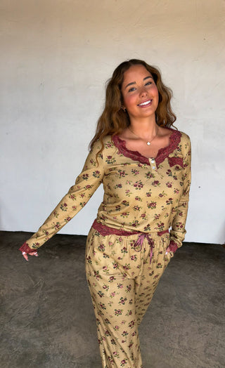 PREORDER- FLORAL & LACE WAFFLE PJS