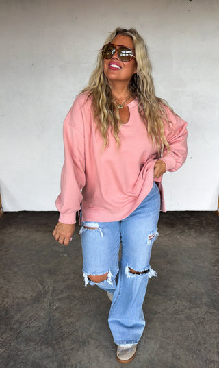 PREORDER- LIVED IN OVERSIZED PULLOVER