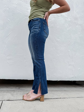 PREORDER- TAYLEN SPLIT HEM JEAN