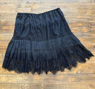 PREORDER- VIVIANE LACE SLIP SKIRT