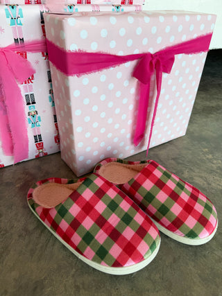 PREORDER- COZY CHRISTMAS SLIPPERS