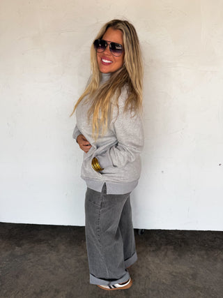 PREORDER- SPRING MOCK NECK POCKET PULLOVER