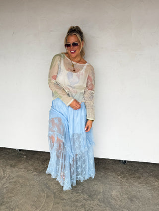 SUNDAY MARKET TOP
