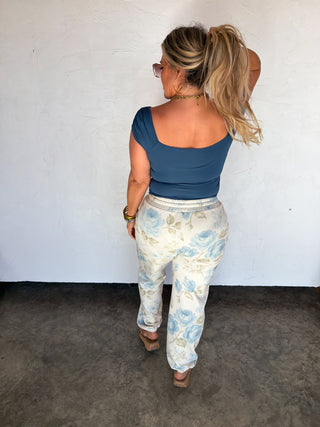 PREORDER- OUT AND ABOUT CAP SLEEVE TOP