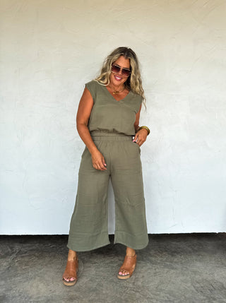 PREORDER- LAURA CROP PANT SET