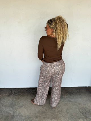 PREORDER- FLORAL & CHEETAH DRIFT AWAY JOGGERS