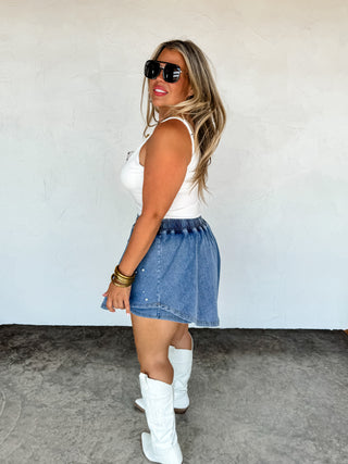 PREORDER- DENIM & PEARLS SKORT