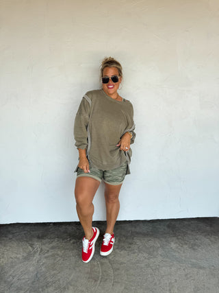 PREORDER- FALL COLORS CLASSIC CREW PULLOVER