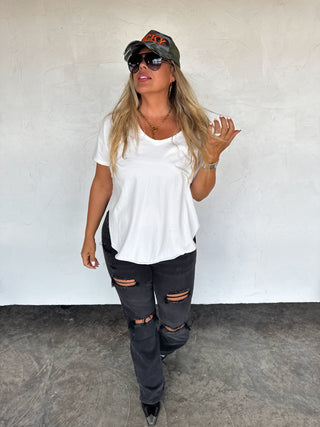 PREORDER- NEW COLORS- ASHLAND STRAIGHT LEG DISTRESSED JEANS