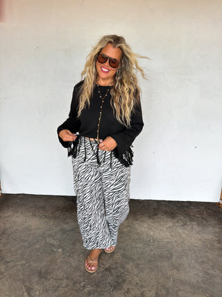 PREORDER- FRINGE BENEFITS TOP