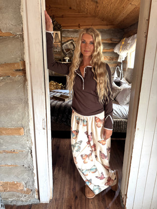 PREORDER- CAMO & BUTTERFLIES DRIFT AWAY JOGGERS