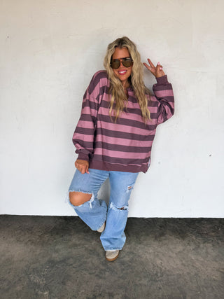 PREORDER- LIVED IN OVERSIZED PULLOVER