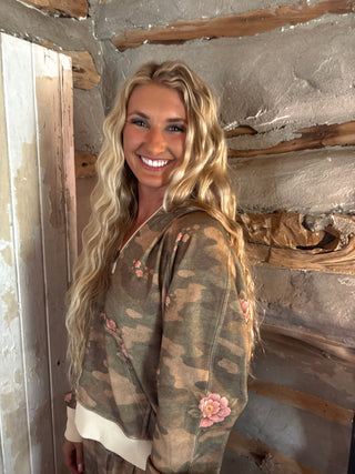 PREORDER- CAMO & BUTTERFLIES EASY DOES IT PULLOVER