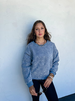 KALI MINERAL WASH SWEATSHIRT